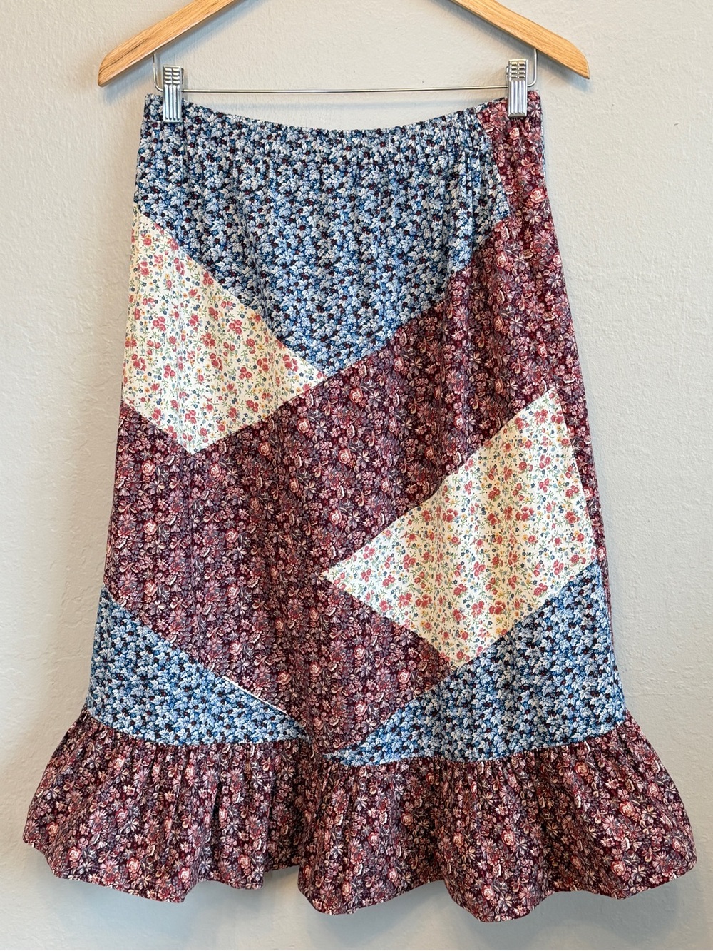 VTG 70s Floral Patchwork Midi Skirt Cottagecore Ruffle Calico S M